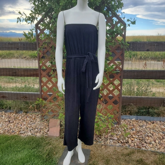 NWT Cosmic Beauty Black Tube Top Women's Jumpsuit Size Large - Picture 1 of 16